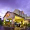 Hampton Inn Suites FtLauderdale Airport 2